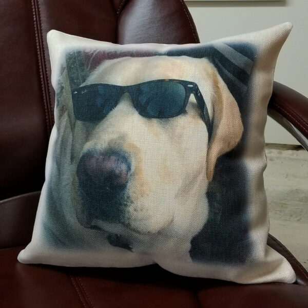 custom-pillow-yellowlab__83410.1562237128